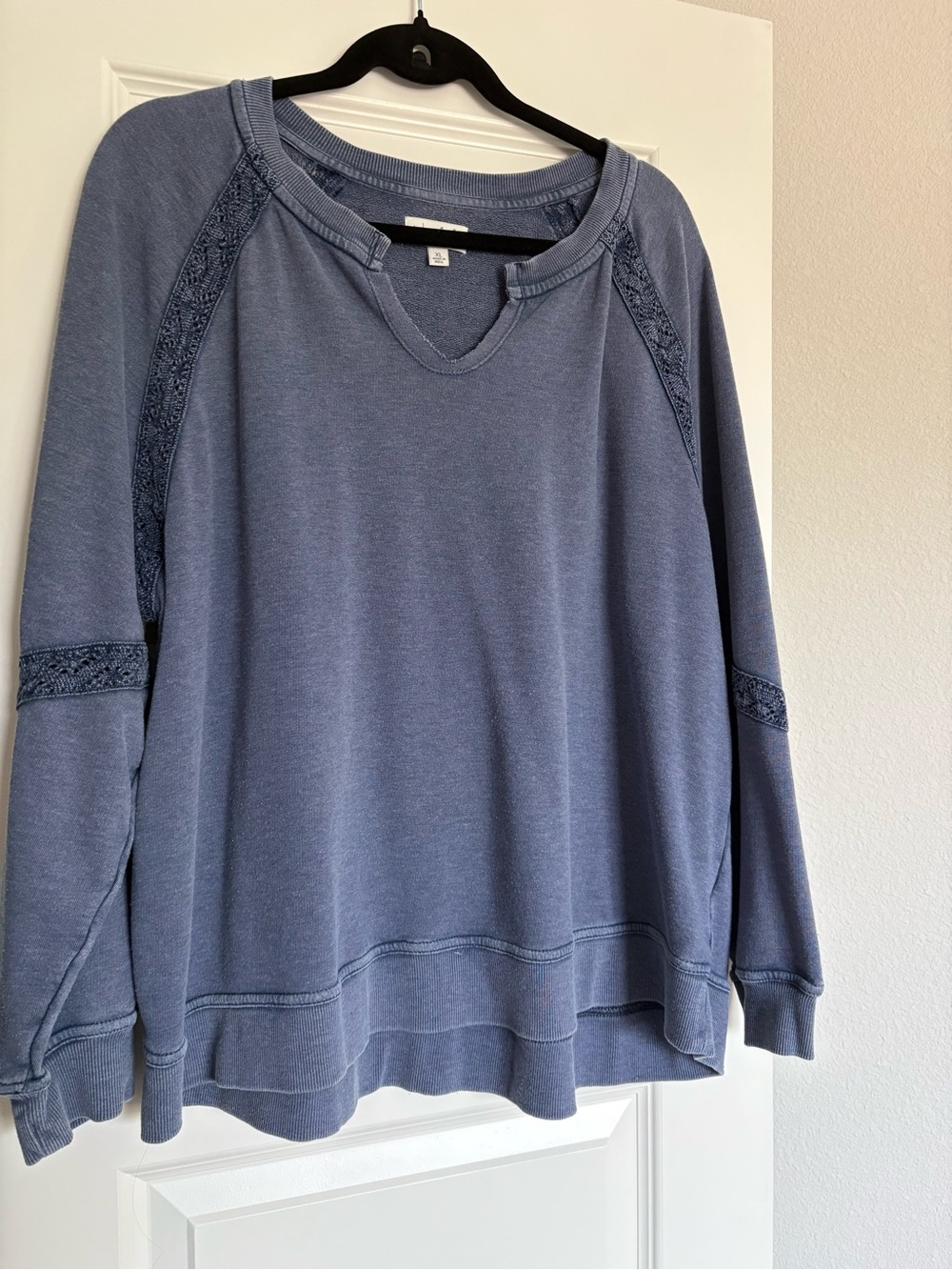 Wonderly Blue Lace-Trim Pullover Sweatshirt